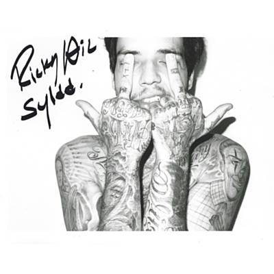 Ricky Hill – All Black