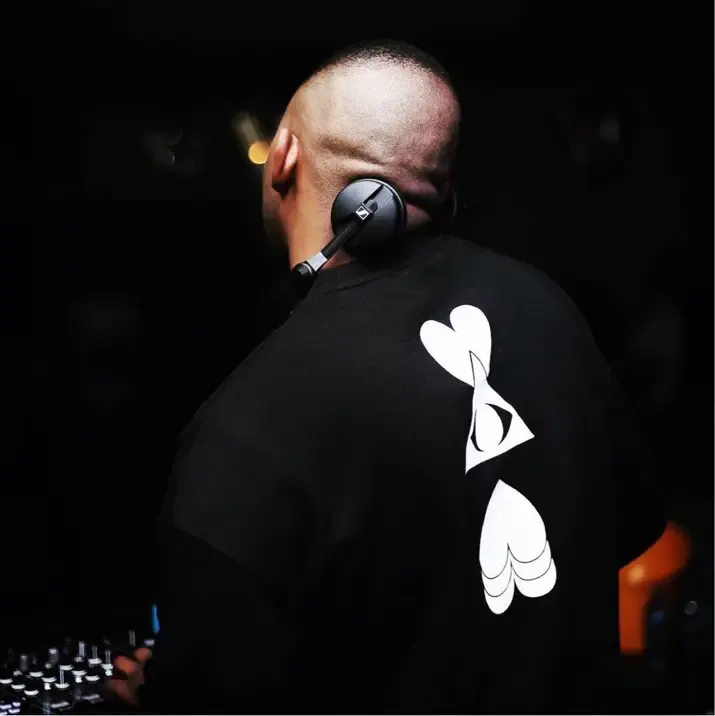 Mick Man – Whistle Mick Man – Whistle