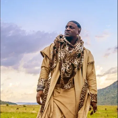 Akon – Loco Akon – Loco