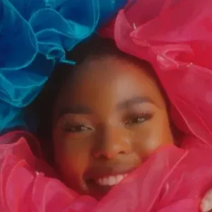 Azana – Never The Same Azana – Never The Same