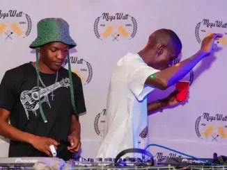 Tsebebe Moroke - Generator (Dance Mix) Tsebebe Moroke – Generator (Dance Mix)