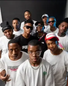 Mtimban3, RIVALZ & Malume.Hypeman – Zigzag Mtimban3, RIVALZ & Malume.Hypeman – Zigzag