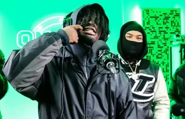4batz put yo gun 2 use ontheradar freestyle 4batz put yo gun 2 use ontheradar freestyle