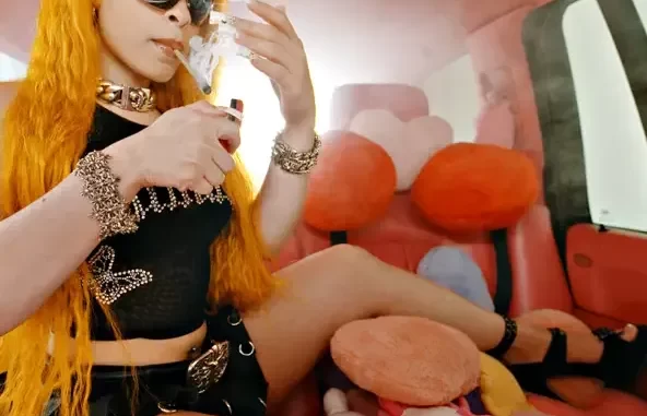 Ice Spice Gimmie A Light Ice Spice Gimmie A Light