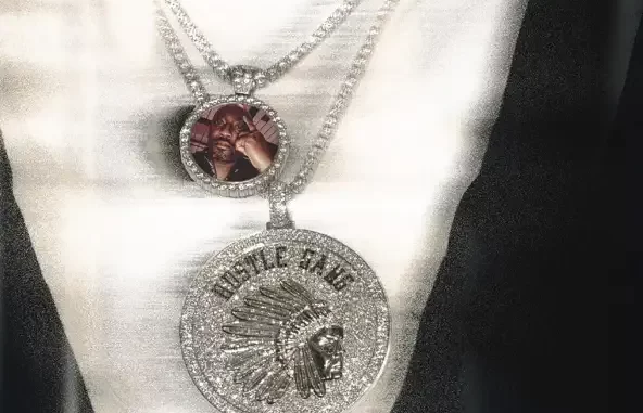T.I. & YoungBoy Never Broke Again Llogclay T.I. & YoungBoy Never Broke Again Llogclay