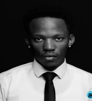 Loatinover Pounds – Church On Sundayz Ft G TECH 2bit, Thato Saul & Tongue Fu Senseii Loatinover Pounds – Church On Sundayz Ft G TECH 2bit, Thato Saul & Tongue Fu Senseii