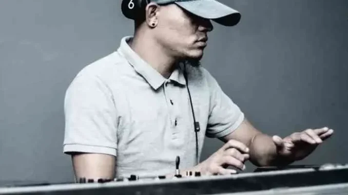 DJ Hugo – 10111 Sessions Vol. 34 DJ Hugo – 10111 Sessions Vol. 34