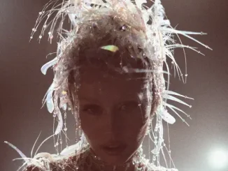 ALBUM: Miley Cyrus – Something Beautiful Miley Cyrus Something Beautiful