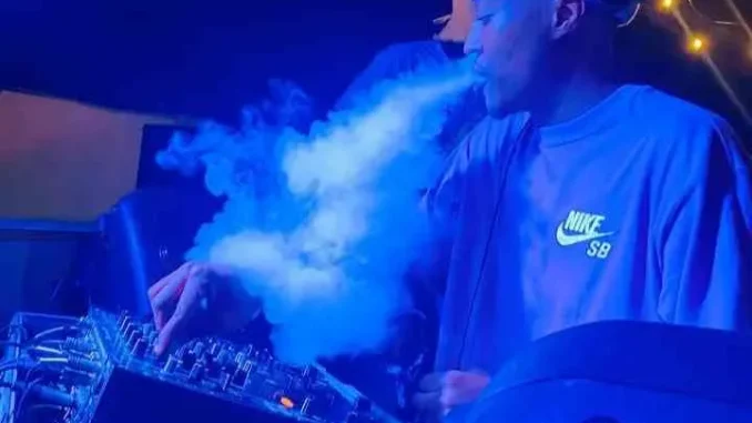 Thabza Tee – Royal Selection Vol. 22 (100% Production Mix) Thabza Tee – Royal Selection Vol. 22 (100% Production Mix)
